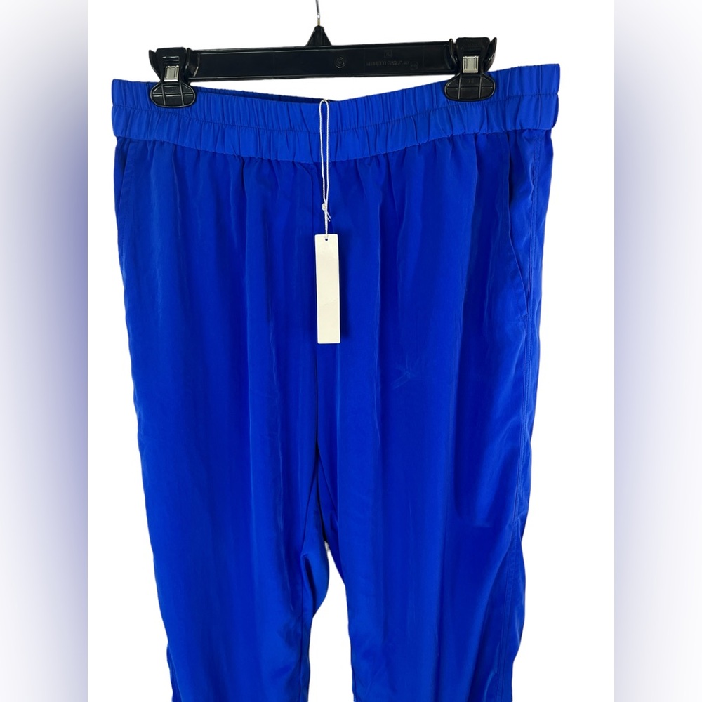 Lilla P pull on blue silky jogger style pants size large - Picture 2 of 7